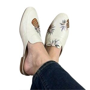 Alepel Pineapple Printed White Mules Size 8